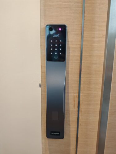 Hyundai HY9 Digital Door Lock photo review