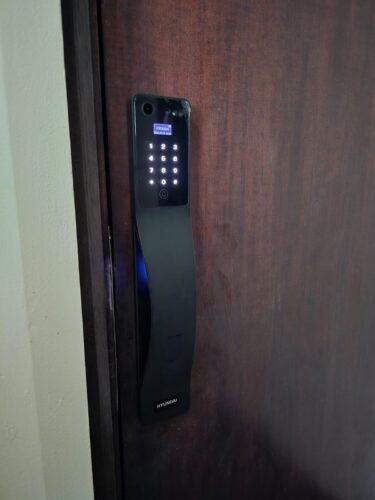 Hyundai HY8 Digital Door Lock photo review